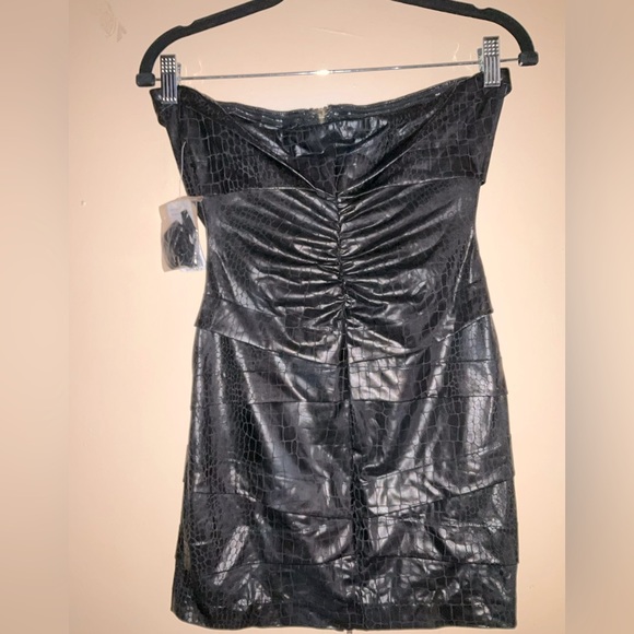 Forever 21: Black Faux Croc Print Zip Front Tube Dress | Size M - Picture 5 of 8